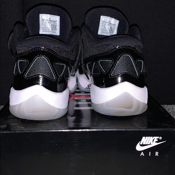 Jordan 11 Retro Low IE Space Jam SZ 8.5 - Picture 4 of 4